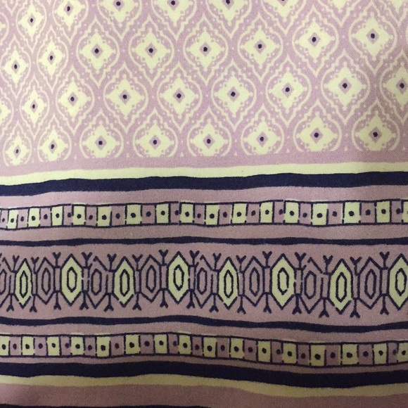 Old Navy Spring Skirt - Picture 2 of 3